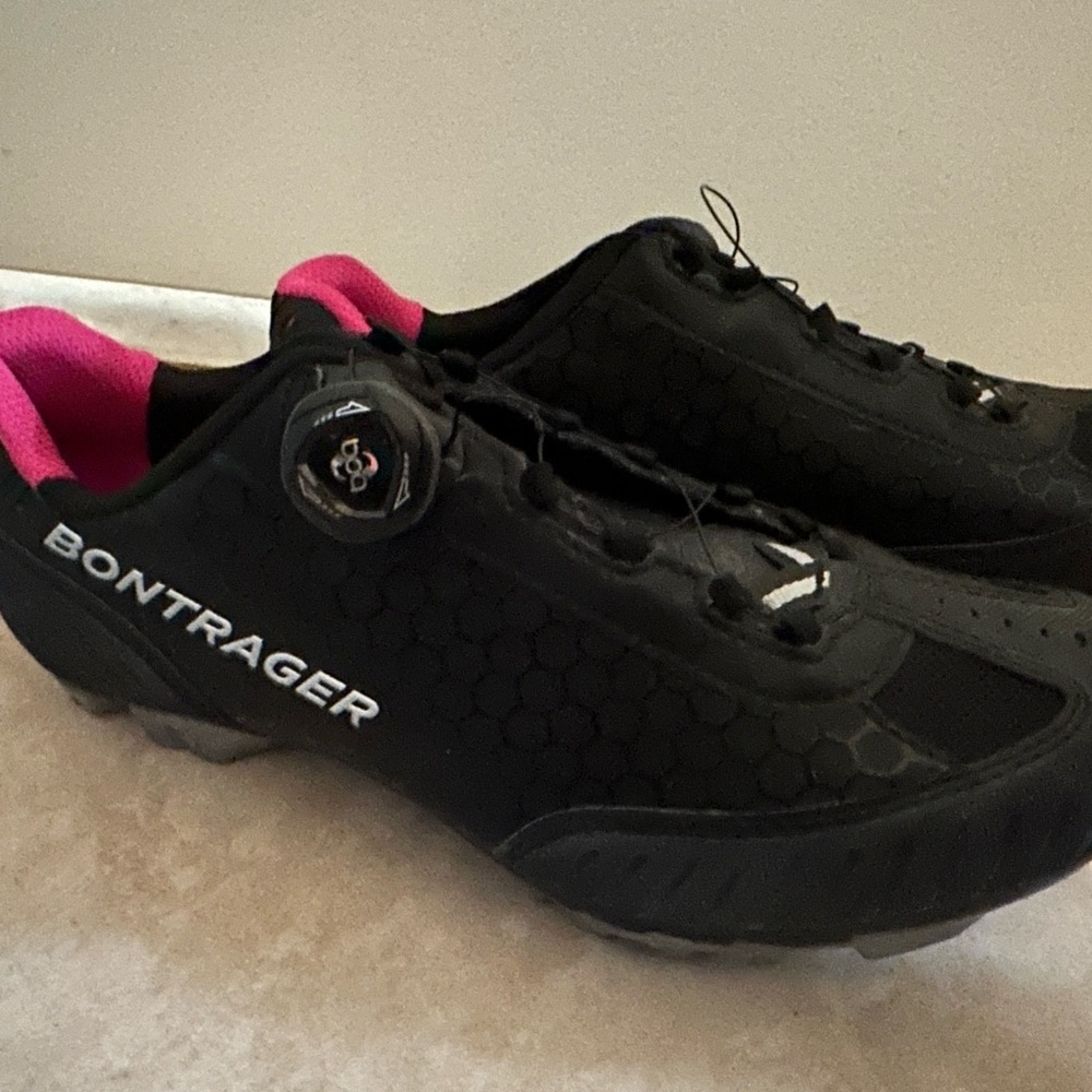 COPY - Bontrager Cycling Shoes . Like new condition. Size 8 Women’s
